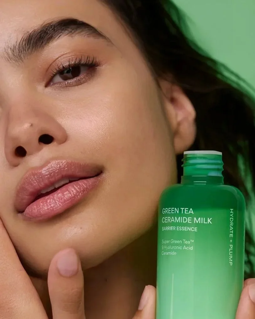innisfree-green-tea-cermide-milk-by-anderson_4x5_FULL.jpg