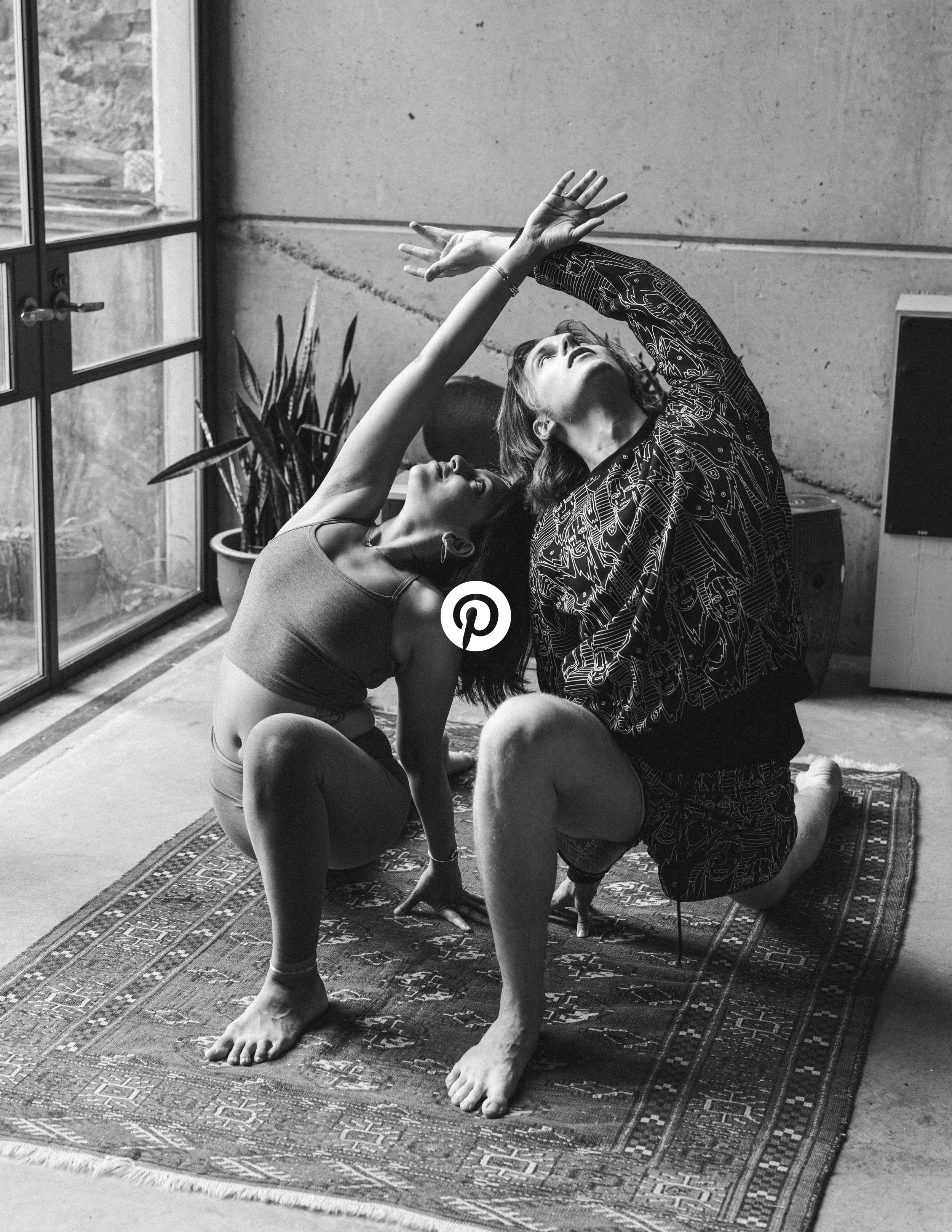 shane-anderson-model-nyc-new-york-yoga-5_logo.png