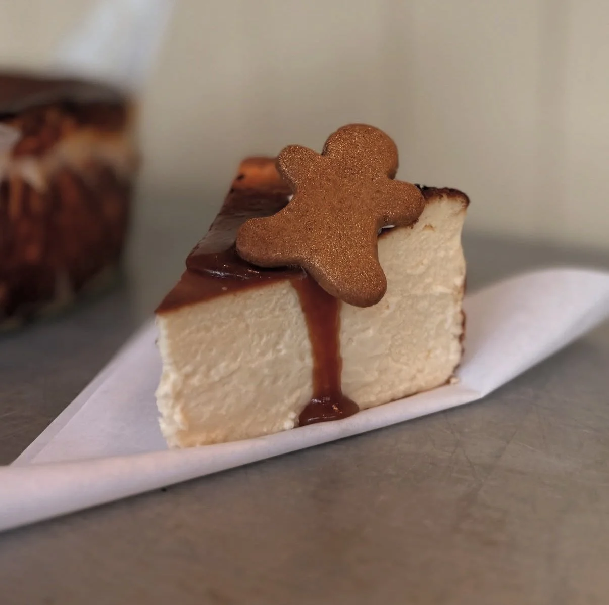 Vanilla Basque Cheesecake with Stem Ginger Caramel and Gold Gingerbread Biscuits