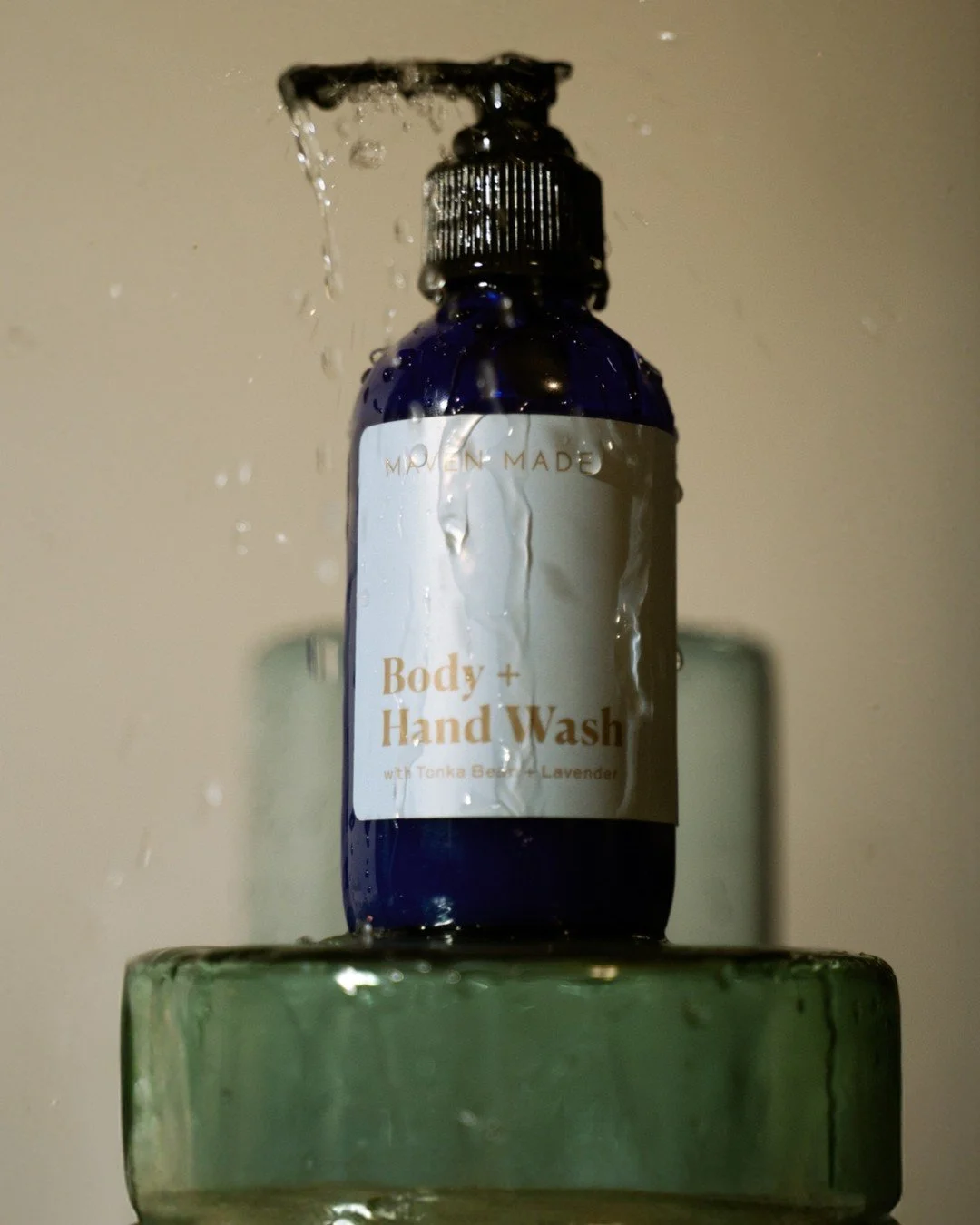 Want an incentive to give Maven Made a whirl? Take 15% off your entire order with code: FIRSTTIME
🔗 Link in bio to shop.

This is our gentle, plant-based liquid wash which blends healing herbal lavender and sweet tonka bean. Anticipate the velvety f
