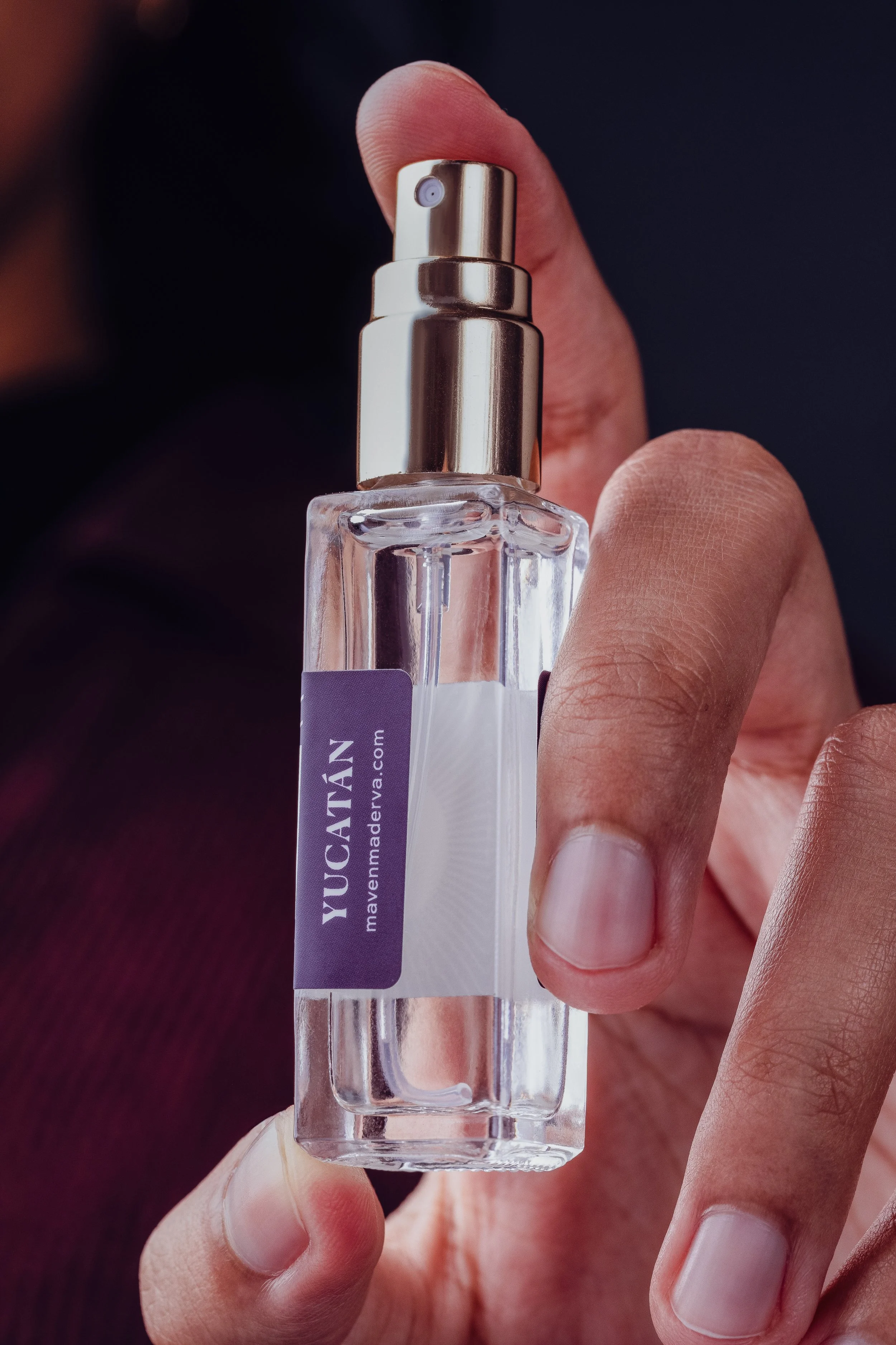 mini mist Yucatan in hand