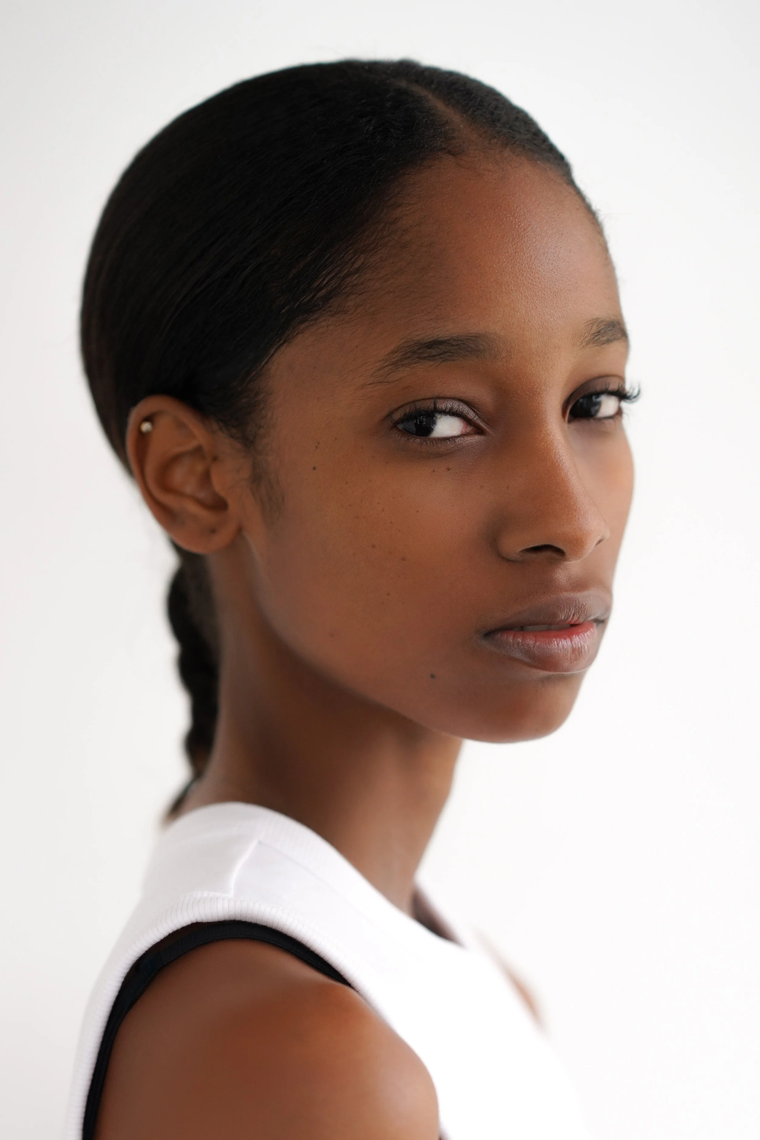ieva-umbrasaite-photographer-london-fashion-test-portfolio-editorial-portraitrait-luton.jpg