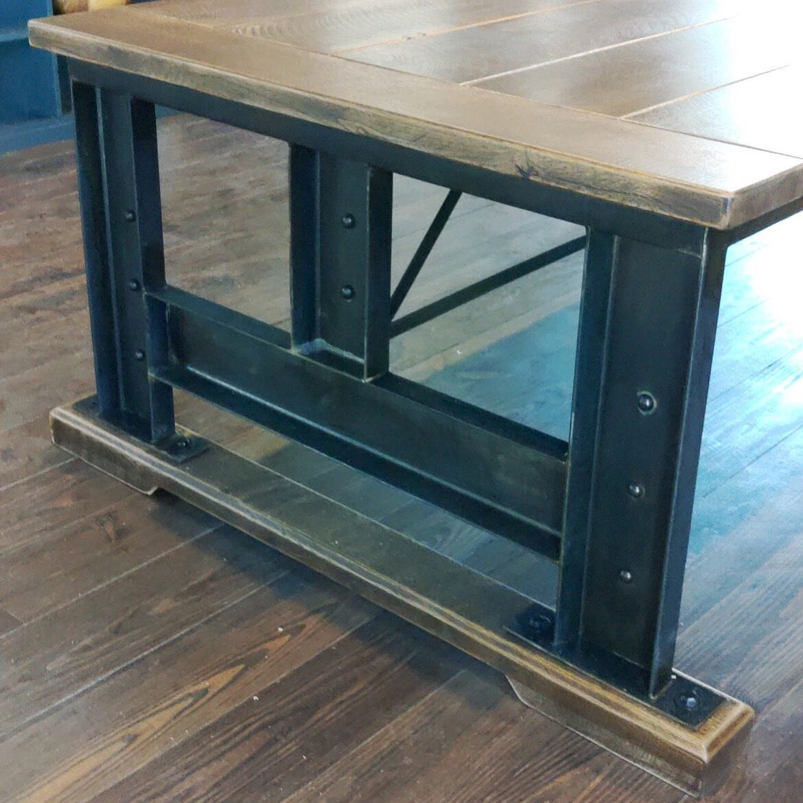 Custom Collaboration // Pirate&rsquo;s Forge and Perrin Woodworking team up yet again to create this custom King&rsquo;s Table. Thanks to the vision of our client and their uber talented designer. The inspiration was to create an industrial, rustic, 
