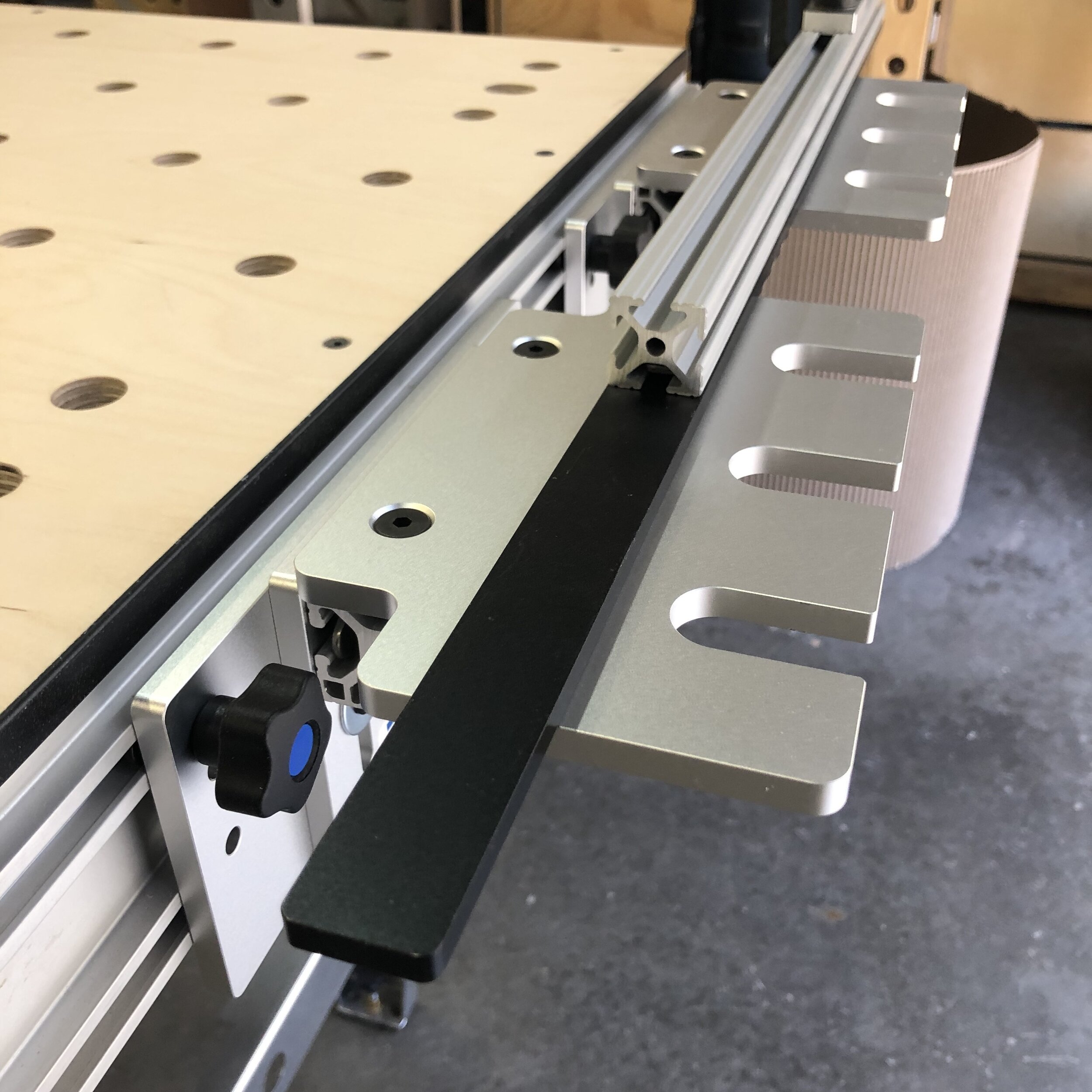 Universal Track Star — Dash-Board 