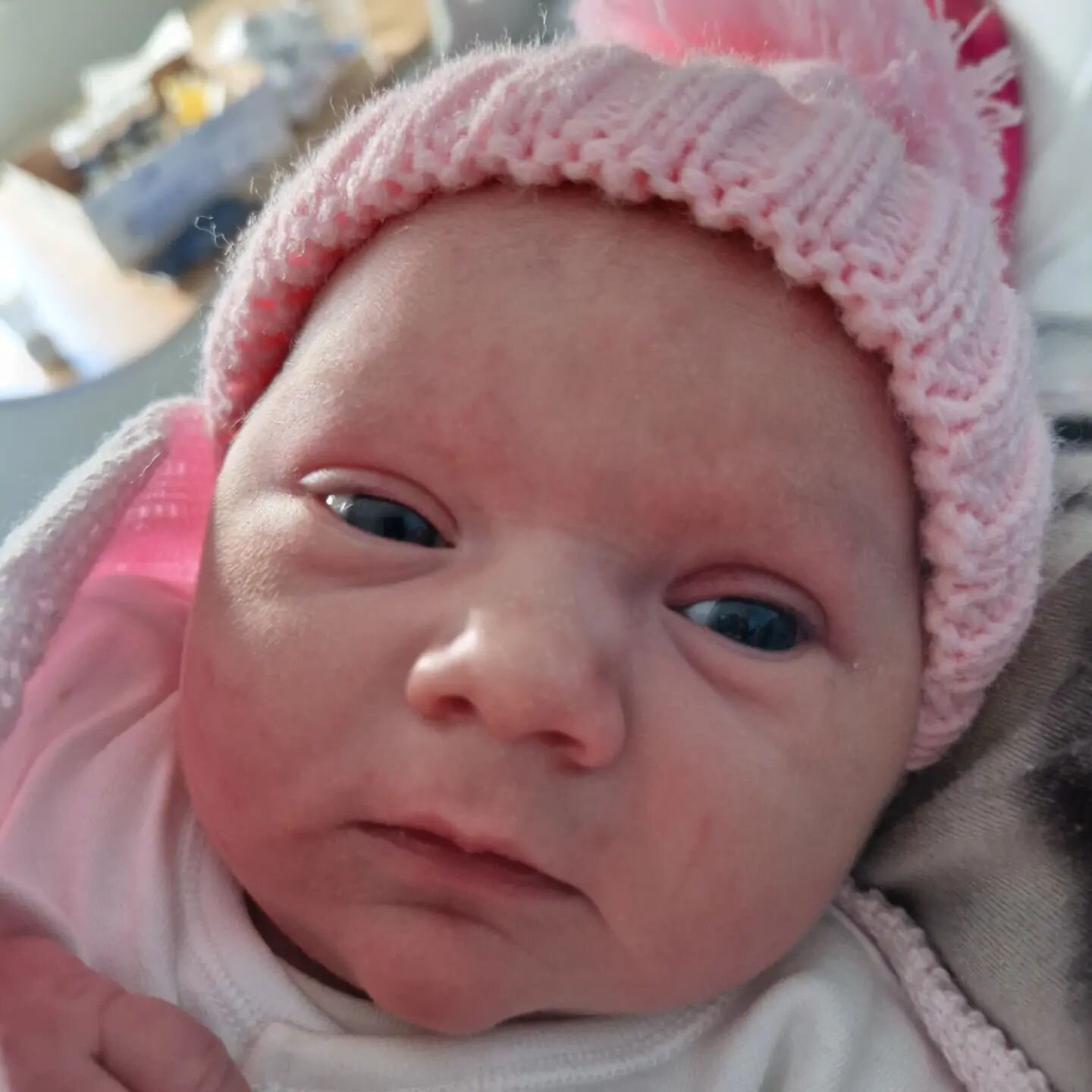 I'm delighted to introduce the newest member of the Martins World family. Averii Condon was born yesterday morning at 9.02am weighing in at 7lb 5oz. Both Mammy and Baby are doing great and will be home later today. 
Just another reason for me to cont