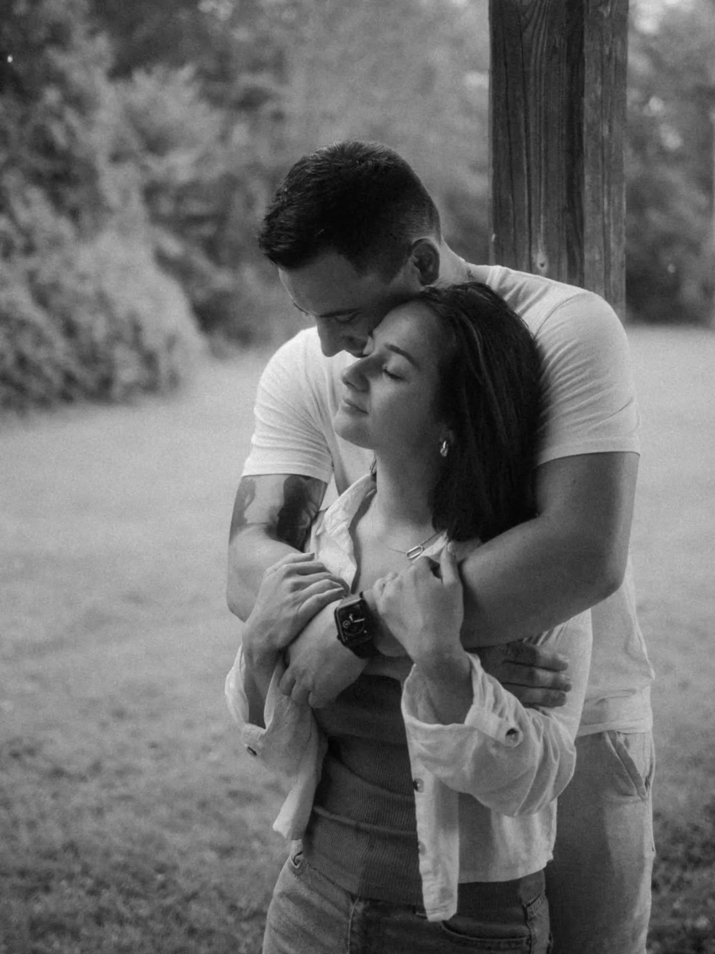 Passion noir et blanc ❤️

Une s&eacute;ance engagement pleine d'amour avec &Eacute;lodie et Antoine qui ont d&eacute;cid&eacute; de faire &ccedil;a sur le lieu de leur mariage ! S'impr&eacute;gner des lieux plusieurs mois avant le jour J, se connecte