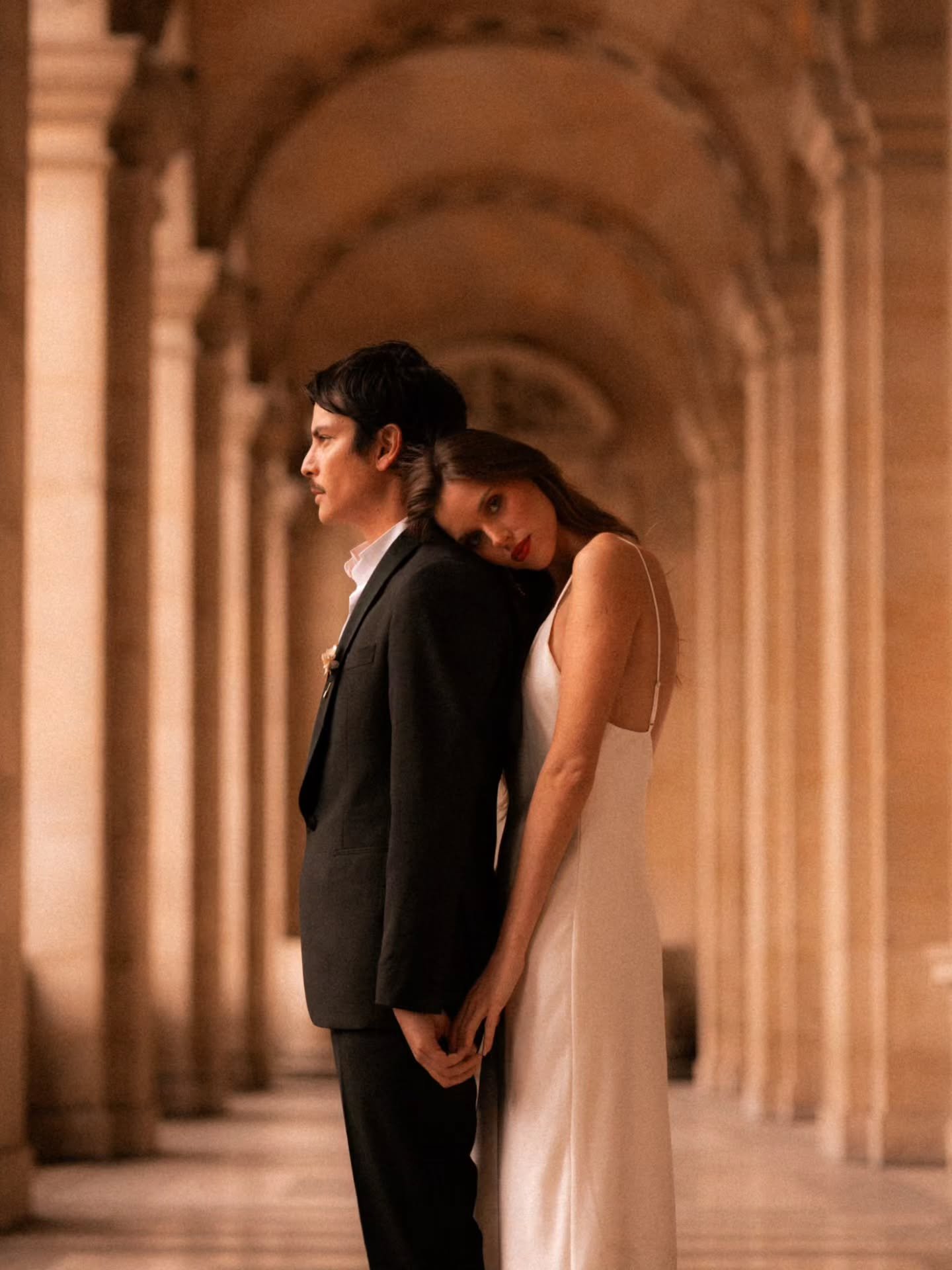 Lovers 

📷 Infos et r&eacute;servations 
www.morganegreen.com

_

CREAM
@shootingstangerine by @melody_barabe
| Wedding planner @elise.event
| Models calypsodln_ @kev1nantoine
| Jewels @anthemis.paris
| Flowers @maisonfleursfabre
| Content creator @