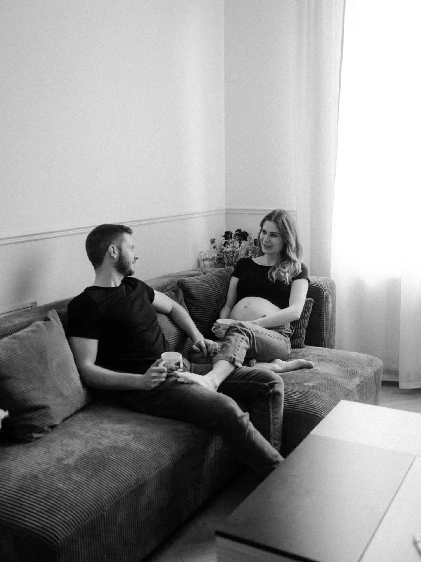 Se cr&eacute;er des souvenirs en tout intimit&eacute; &agrave; la maison. En faire un foyer chaque jour ❤️

📷 Infos et r&eacute;servations 
www.morganegreen.com

Photographe mariage | Photographe famille | Photographe maternit&eacute; | Photographe 