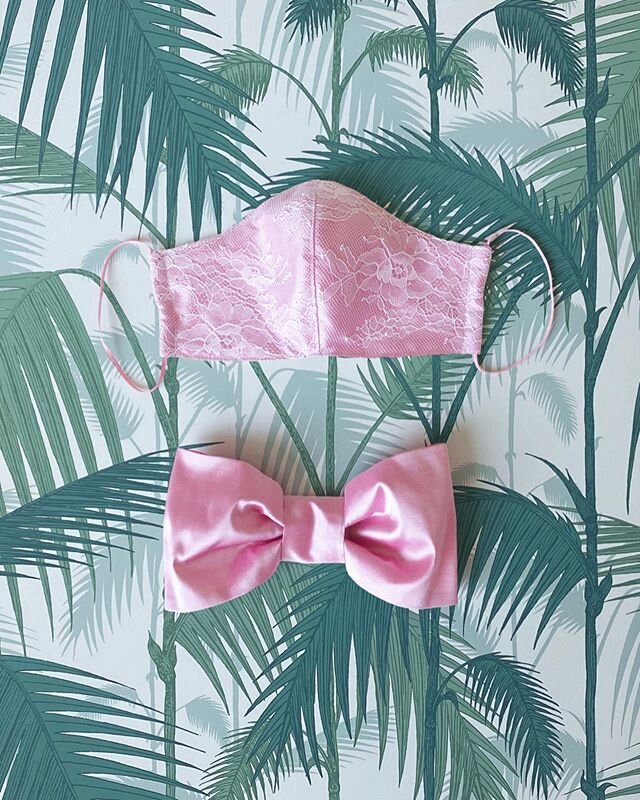 Designer @rachelkerbycouture and @thepalmbaum collabed to bring you these bow-tifiul silk and lace masks. They are $40 at cost and and are best worn with a bun or ponytail (so the bow sits nicely). Hand wash only. We only have a small handful 🎀💓so 