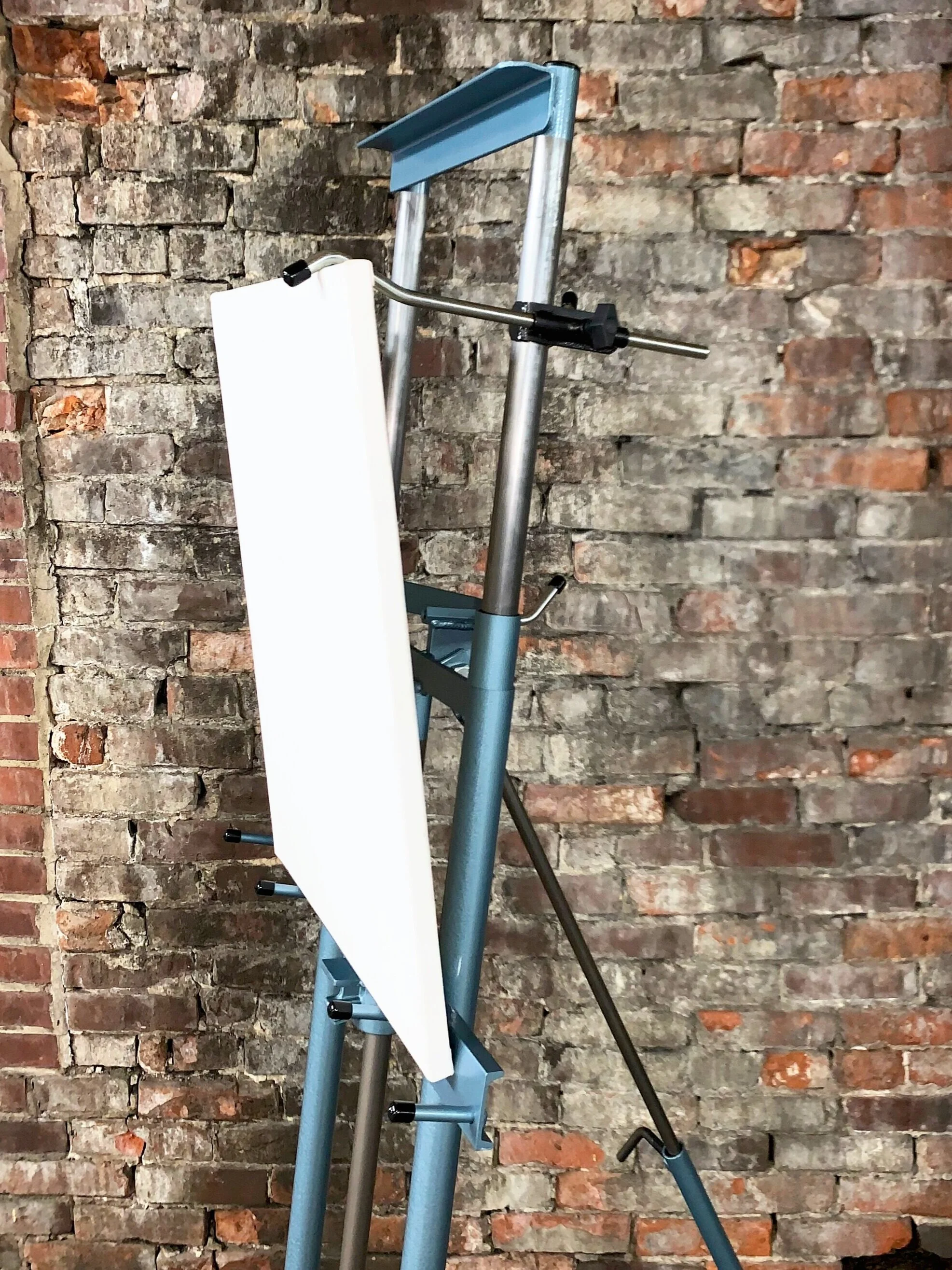 Pro Easel II — KLOPFENSTEIN Art Equipment MFG.