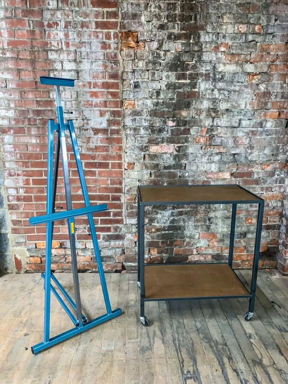 Collegiate Easel (CE100) — KLOPFENSTEIN Art Equipment MFG.