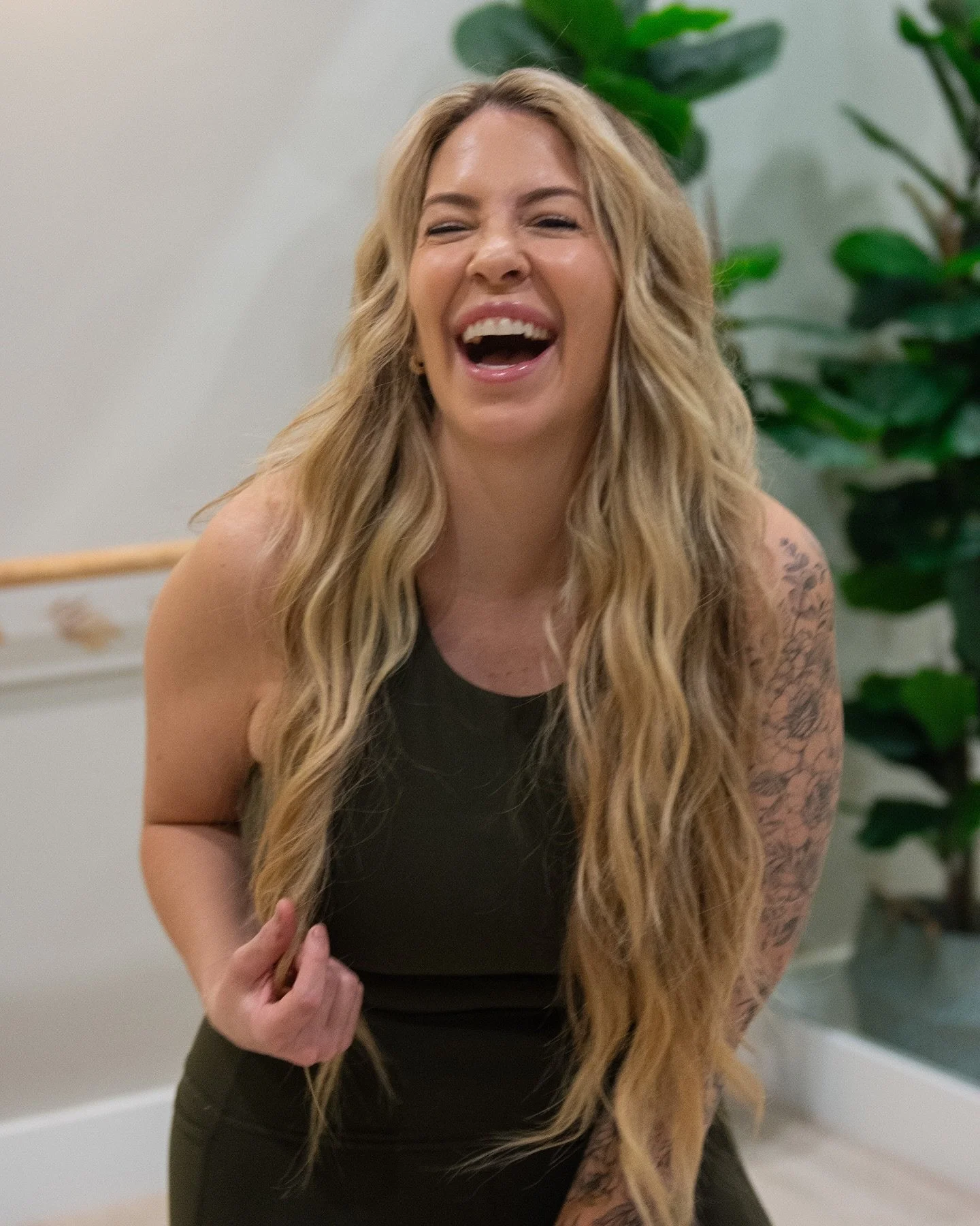 I&rsquo;m not your &ldquo;normal yogi&rdquo; the green-juice-only, never-miss-a-moon-ritual kind of yogi.
🥩I eat meat.
🍷I sip wine.
🗣️ I drop the occasional F-bomb.

YOGA isn&rsquo;t about perfection&hellip; it&rsquo;s about presence

In my classe