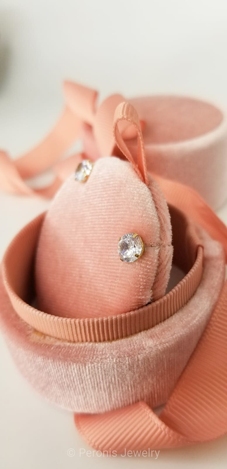 18K 6MM CZ STUD