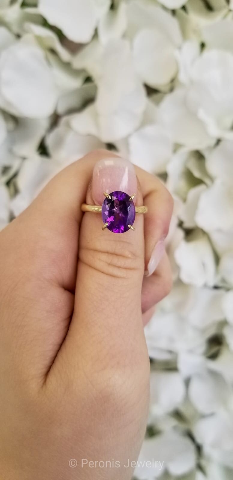 18K Solid Gold Oval Solitaire