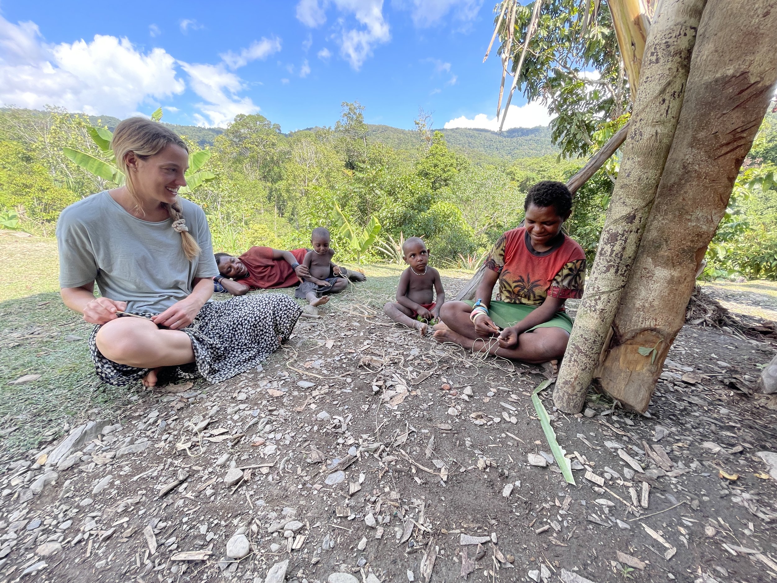 Jess making bush bilum rope