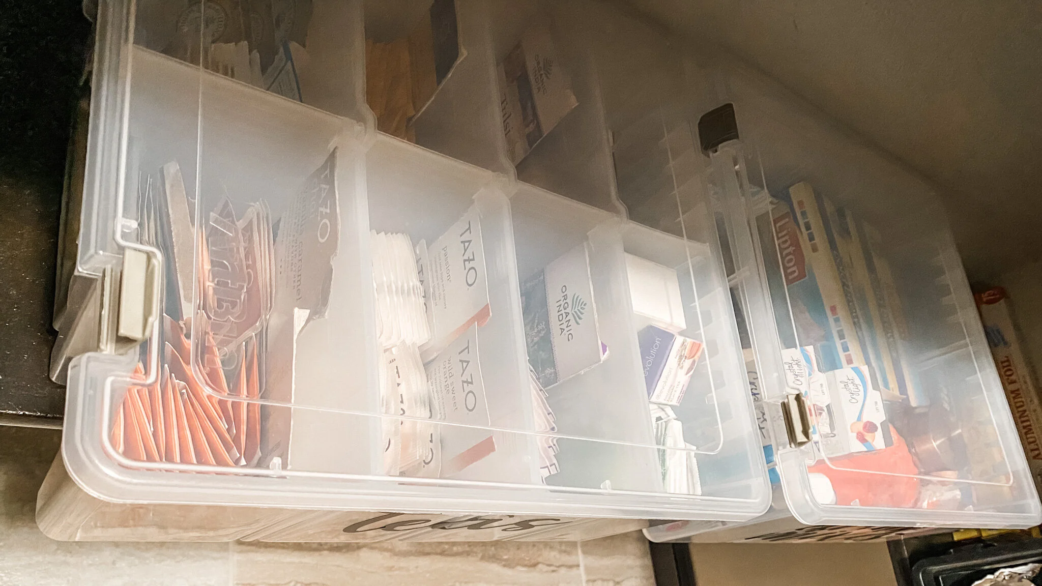 I used these art storage containers with removable partitions to organize the variety of teas. The tea container houses each tea bag with their name and type clearly visible through the lid for easy “shopping”.