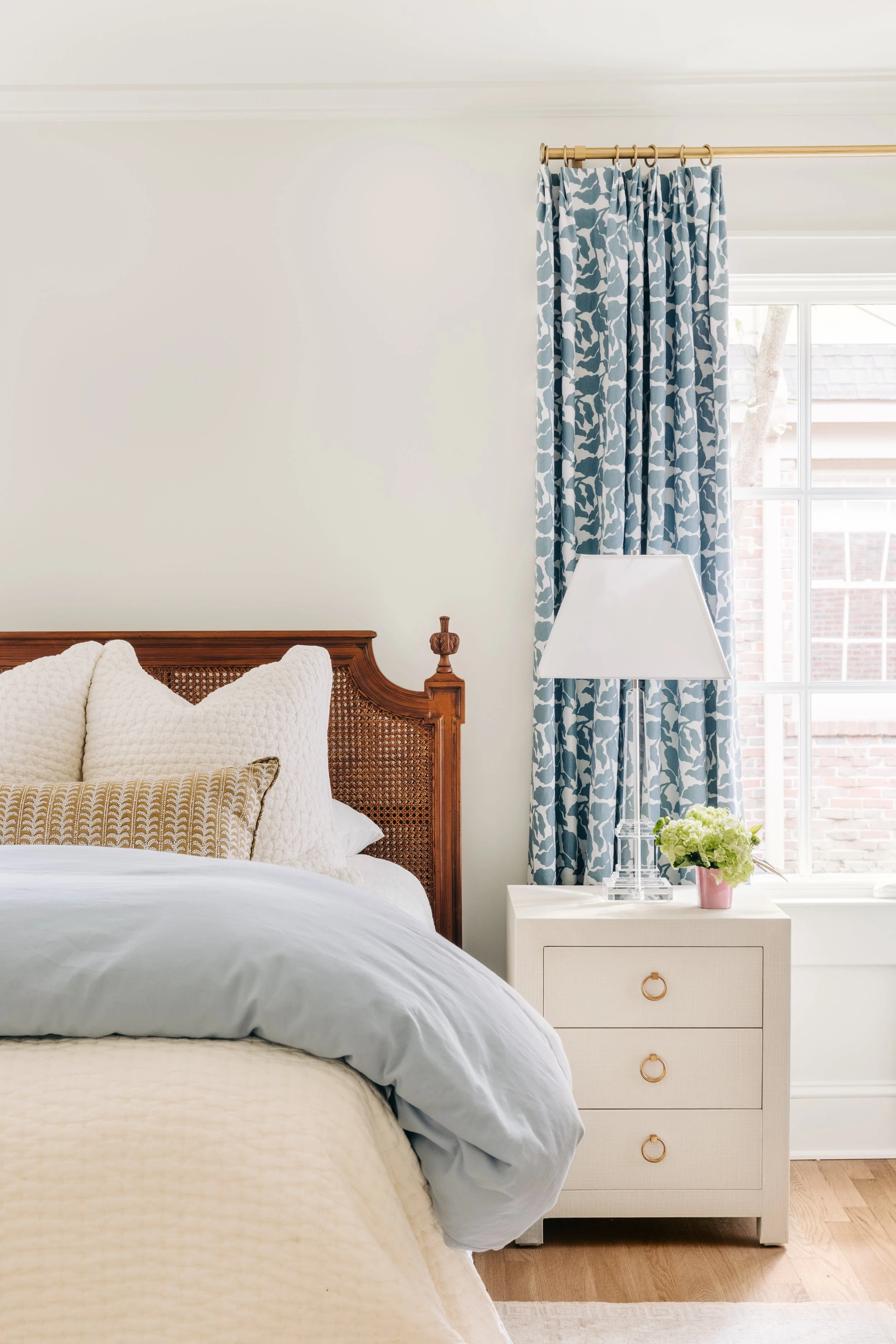 Copy of EMILYBOLTPHOTOGRAPHY_EKD_052025_50.jpg