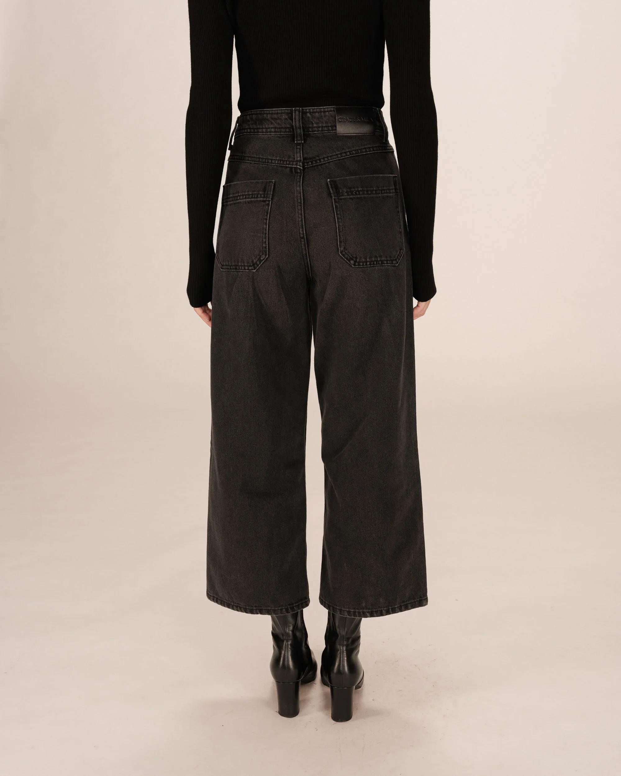 PANTALON JONAS NEGRO LAVADO, Grace & Mila, La Positiva shop 4.webp