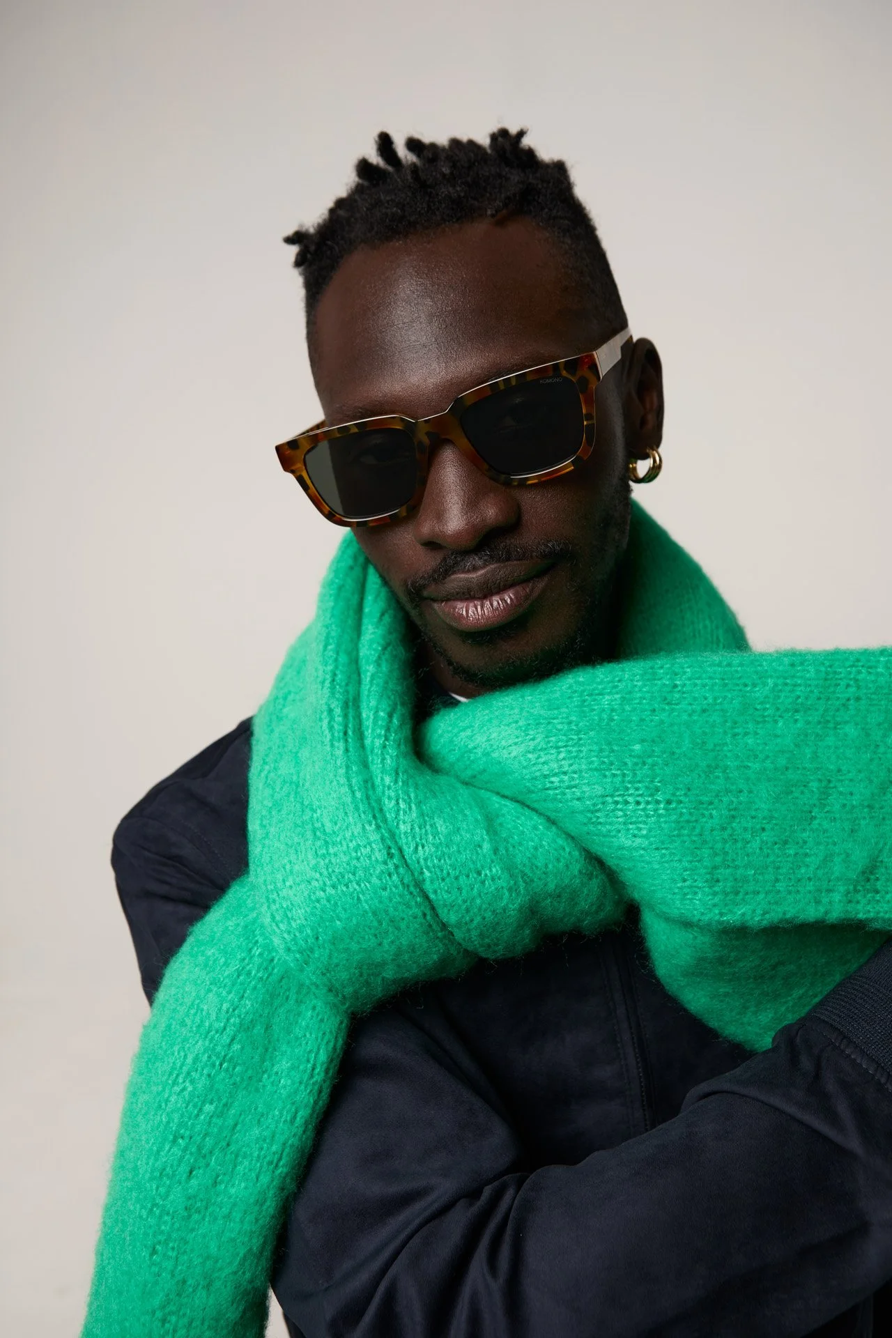 BOBBY AMBER SHELL_KOM_S9020_3478.jpg