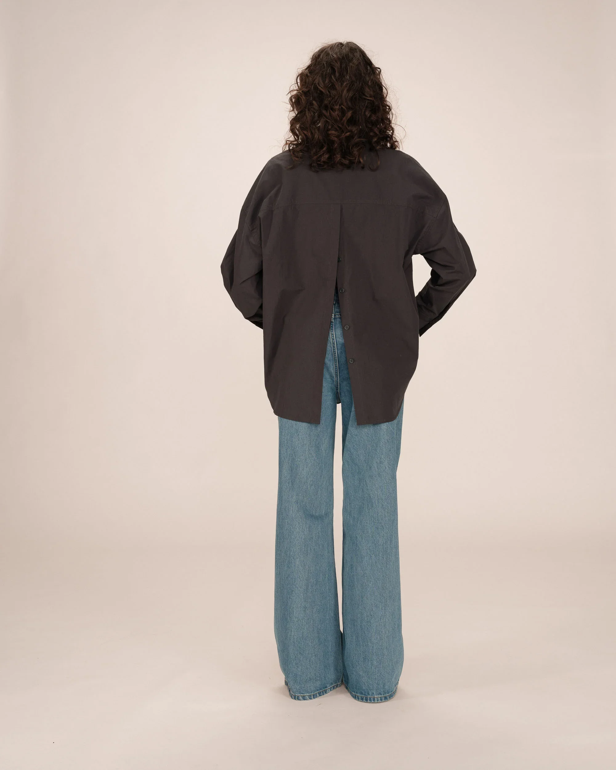 CAMISA SIRA CARBON, Grace & Mila, La Positiva shop 4.webp