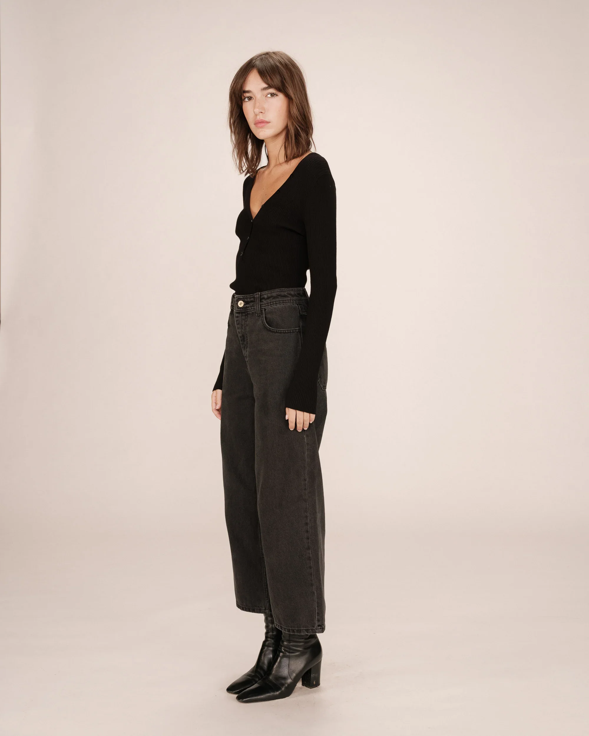 PANTALON JONAS NEGRO LAVADO, Grace & Mila, La Positiva shop (2).webp