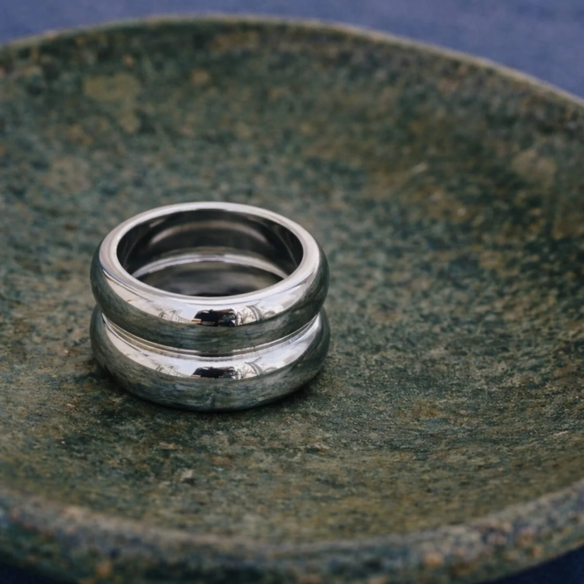 nike-silver-ring-stainless-steel-minimalist-product-klimbim-barcelona-1200x1200.jpg