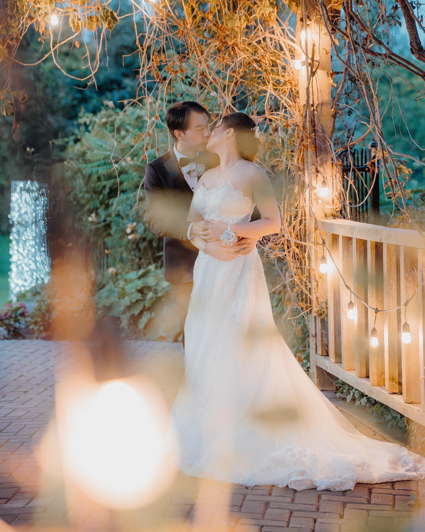 ✨Comment if you like night or day photos for your wedding✨

We like both but what is your favorite?

✨

#creativephotography #elopementcollective #weddingsparrow #creativecouples #weddingphotoinspiration #elopementphotography #torontoweddingphotograp