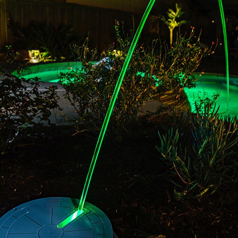Deck Jets and Laminars – The Cool Factor Your Pool Deserves