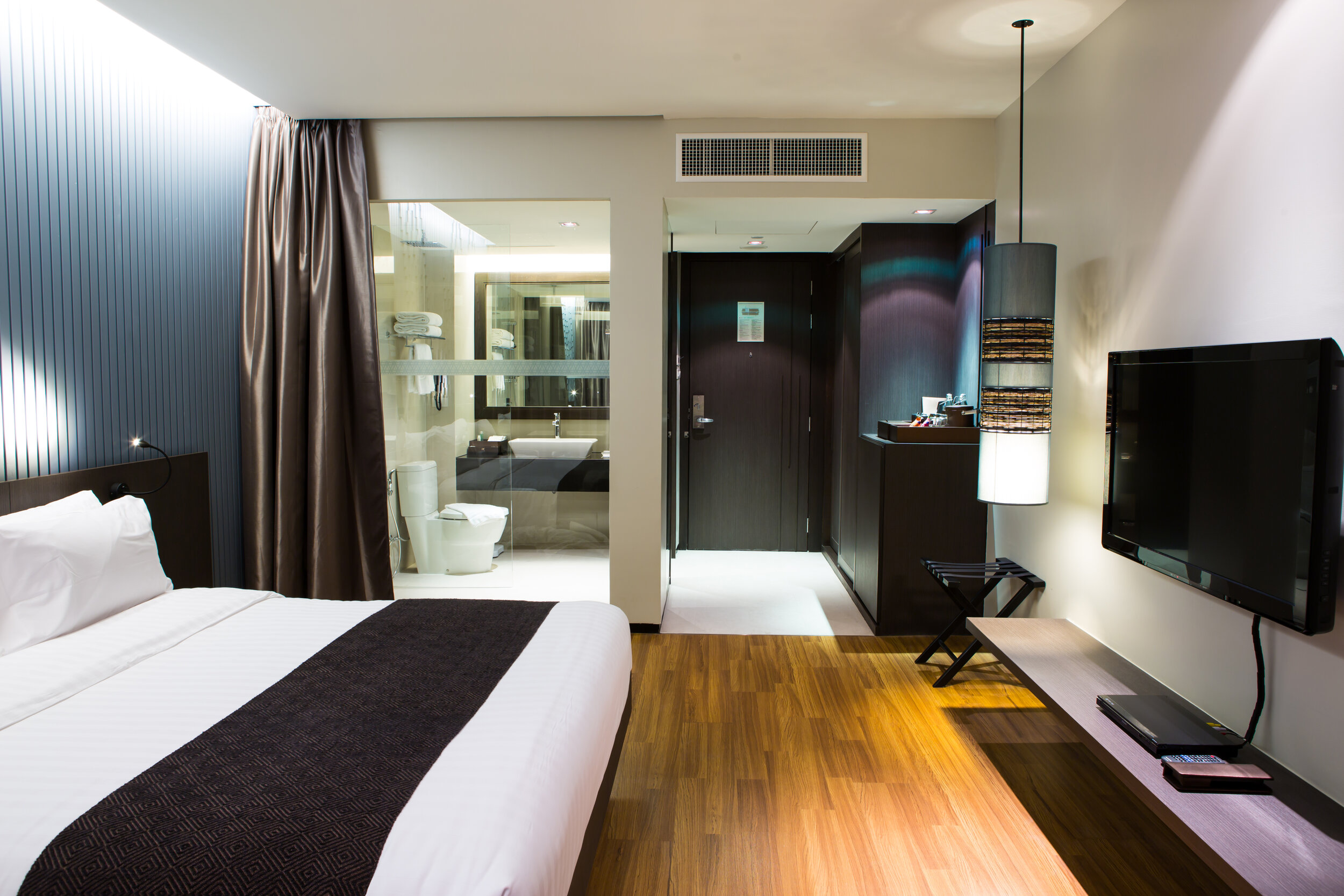 interior-modern-comfortable-hotel-room.jpg