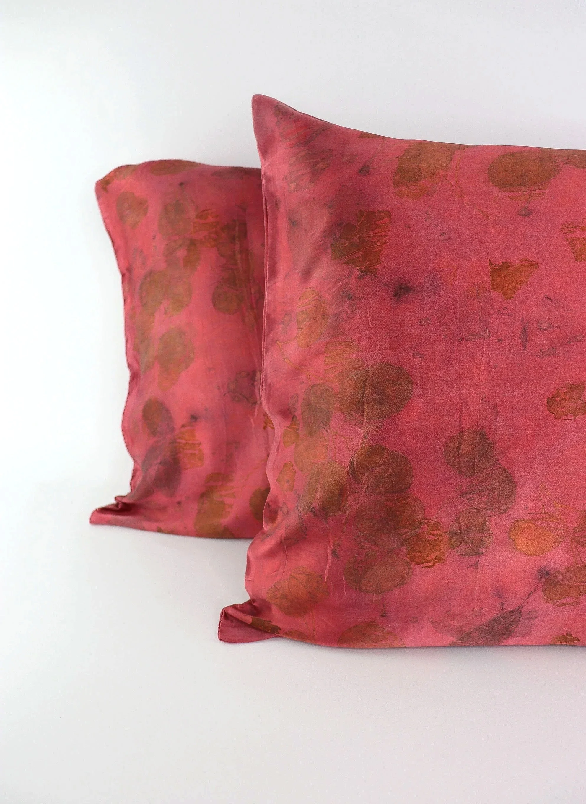 Botanically Dyed Silk Pillowcase