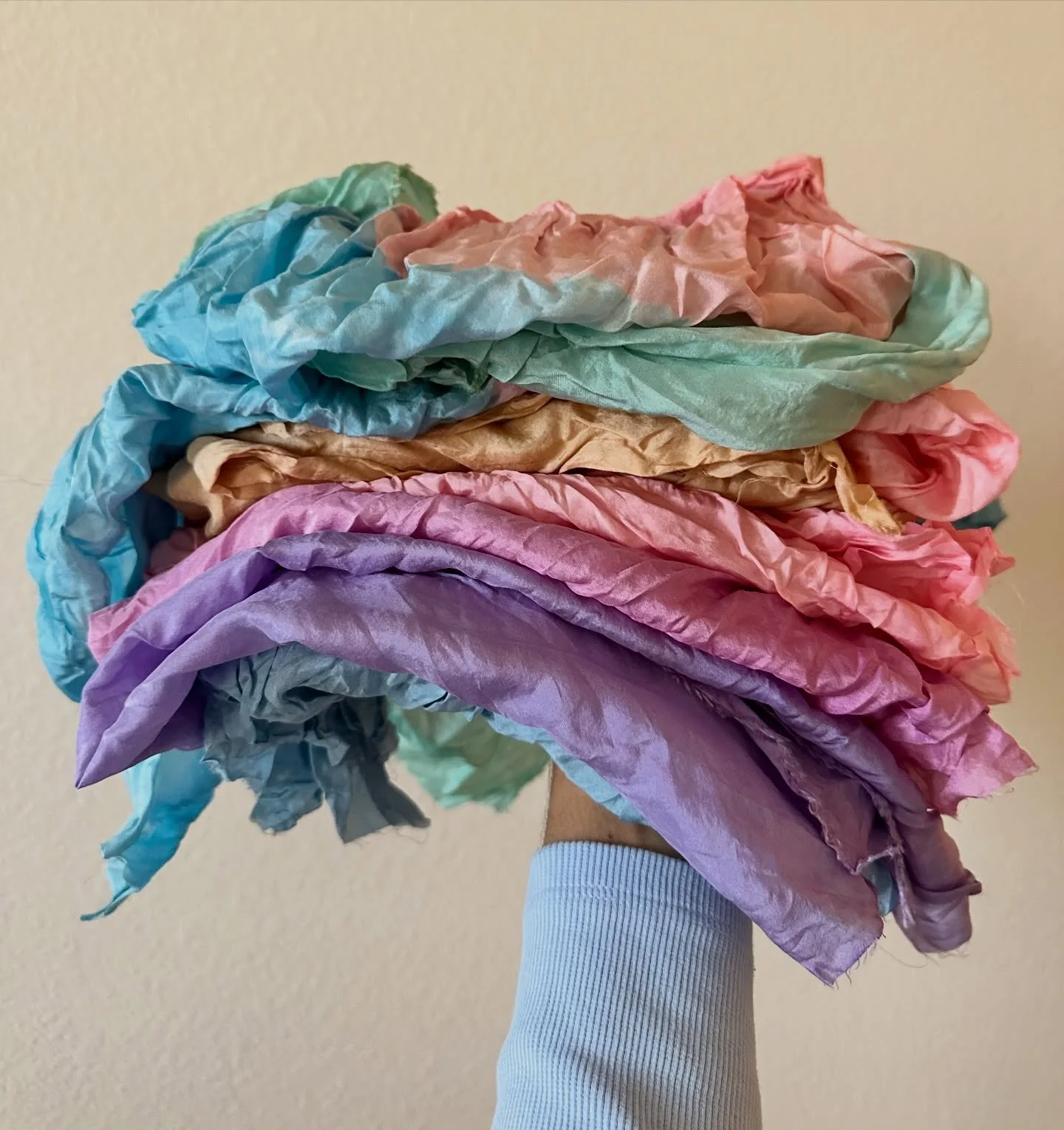 Happy Earth Day! 🌎
Mindfully handcrafted botanically dyed textiles made in small batches.

We don&rsquo;t have to make more than we need.
We don&rsquo;t have to take more than we need.

#botanicallydyed #earthday #ajnacalifornia #handcrafted