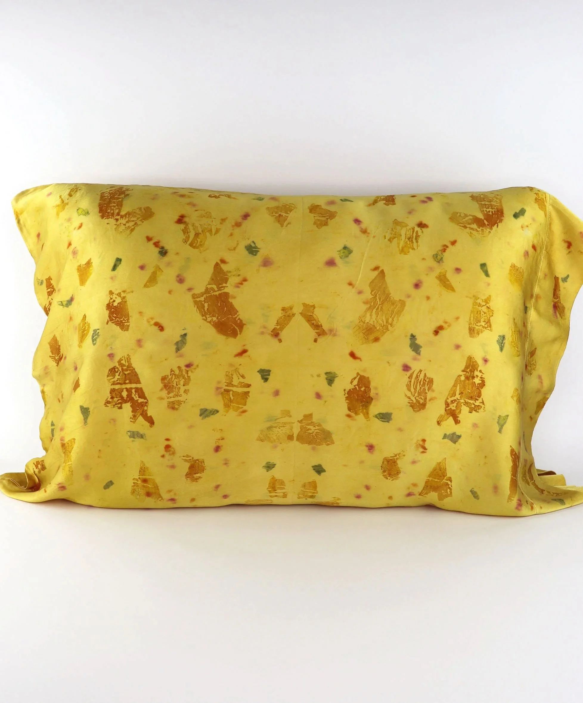 Botanically Dyed Silk Pillowcase