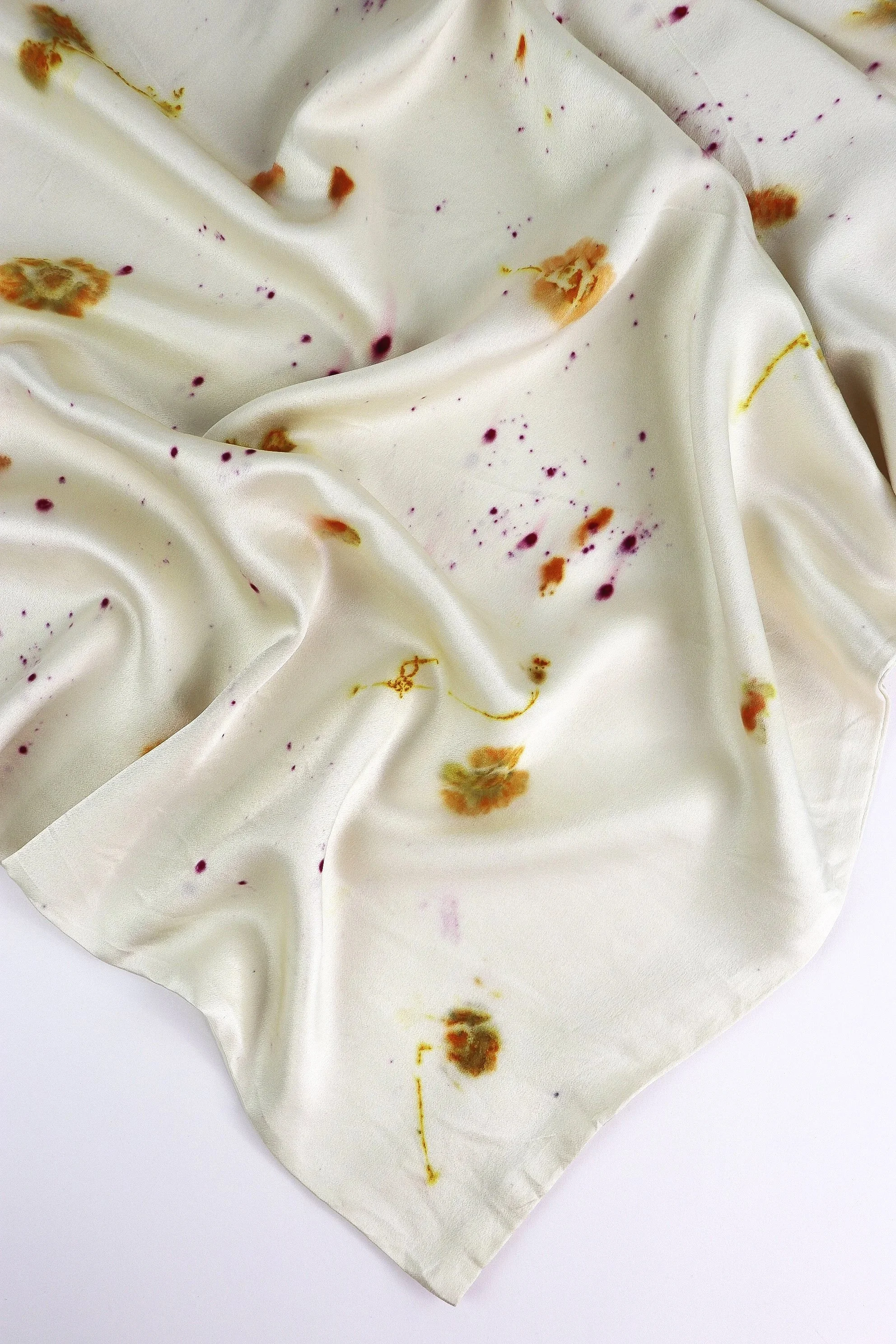 Botanically Dyed Mulberry Silk Pillowcase eco printed with flowers. Silk Charmeuse pillowcase set of 2 King size