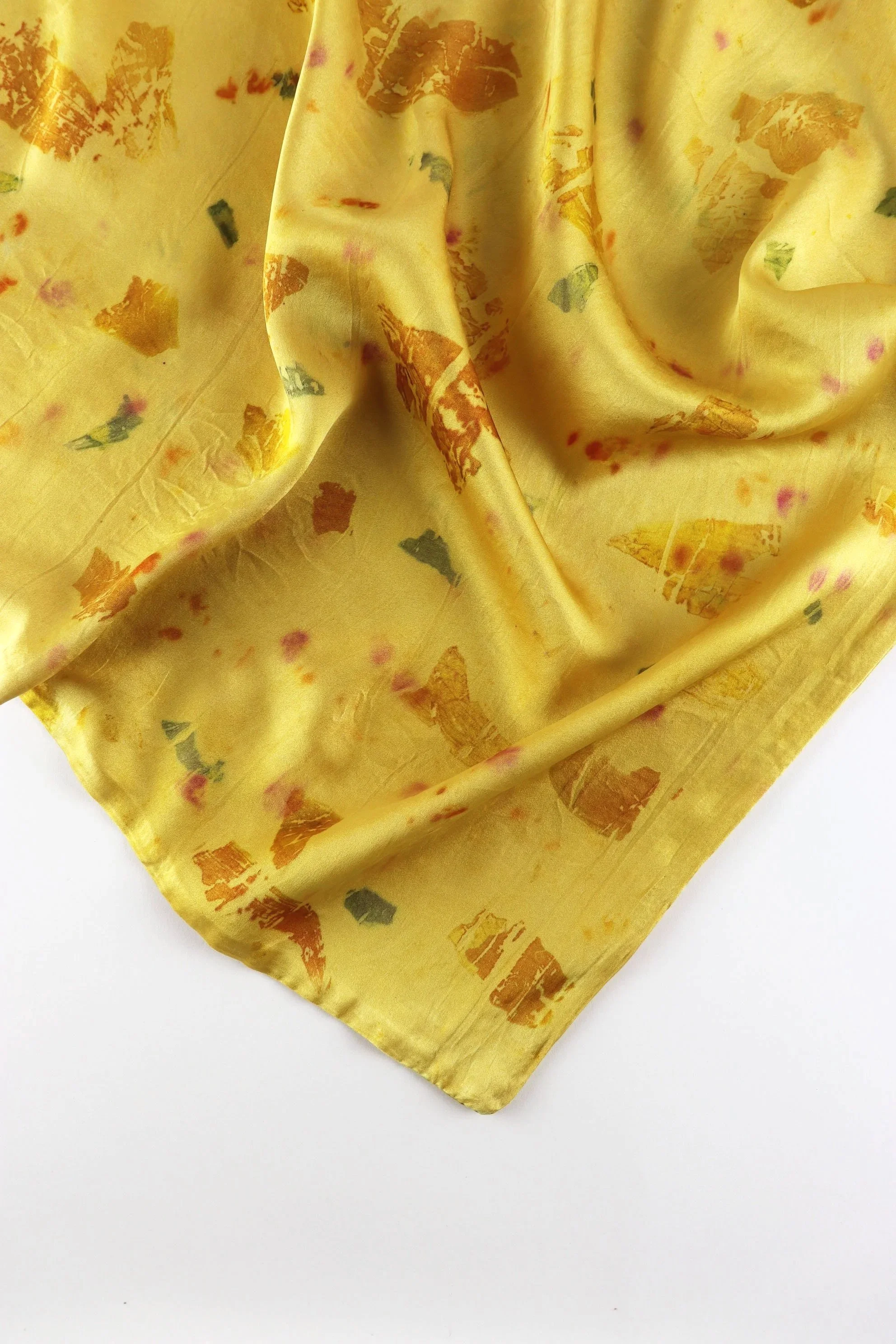 Botanically Dyed Silk Pillowcase
