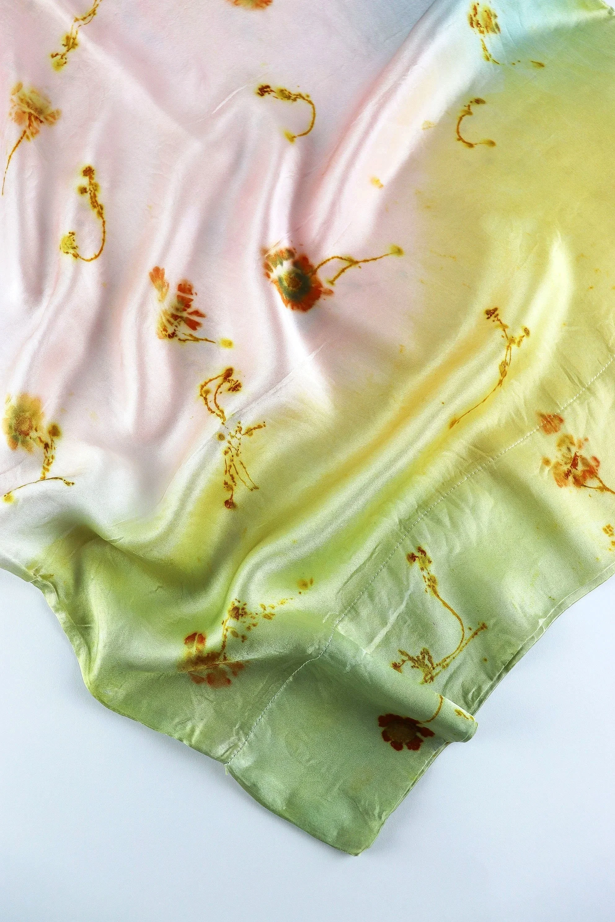 Botanically Dyed Silk Pillowcase