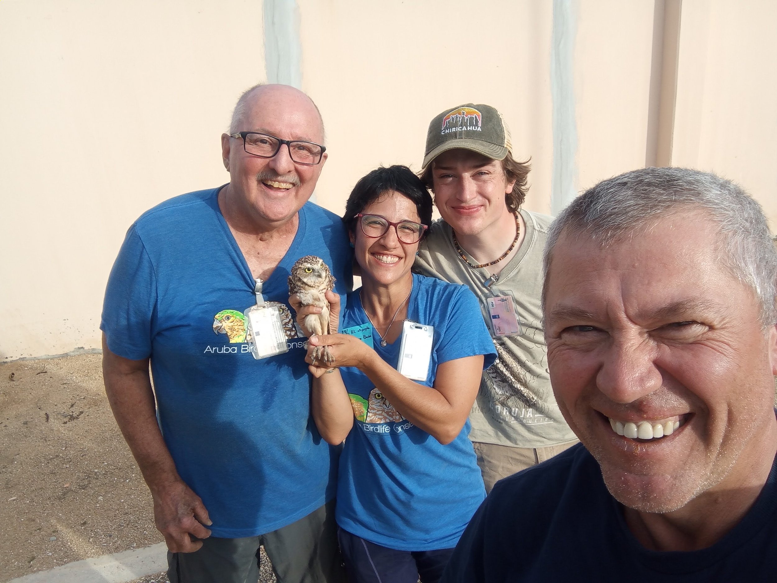 Selfie with DJ, Anahi, me, Dries, and a male Shoco.