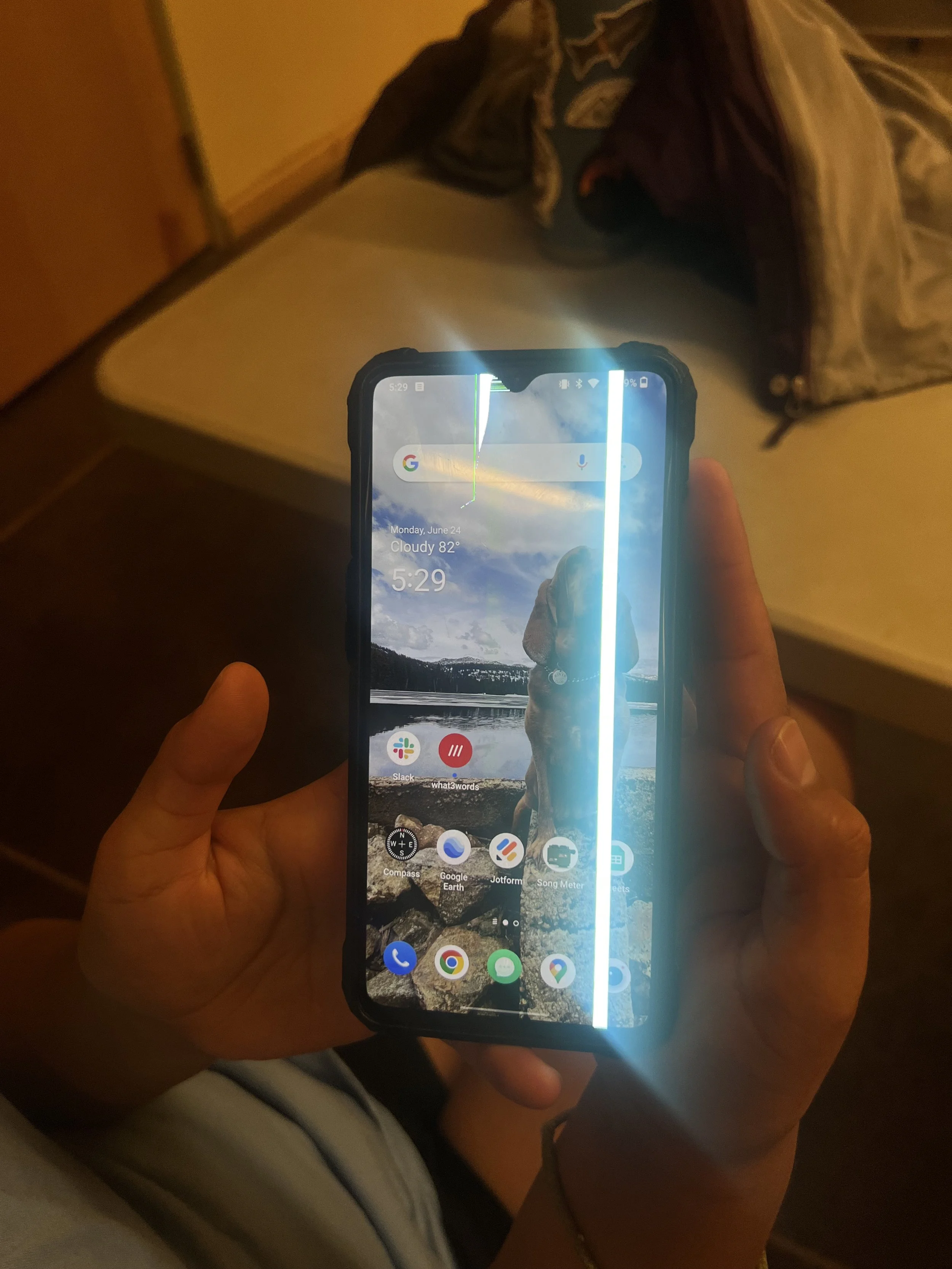 Kassandra's phone decided it was its time.