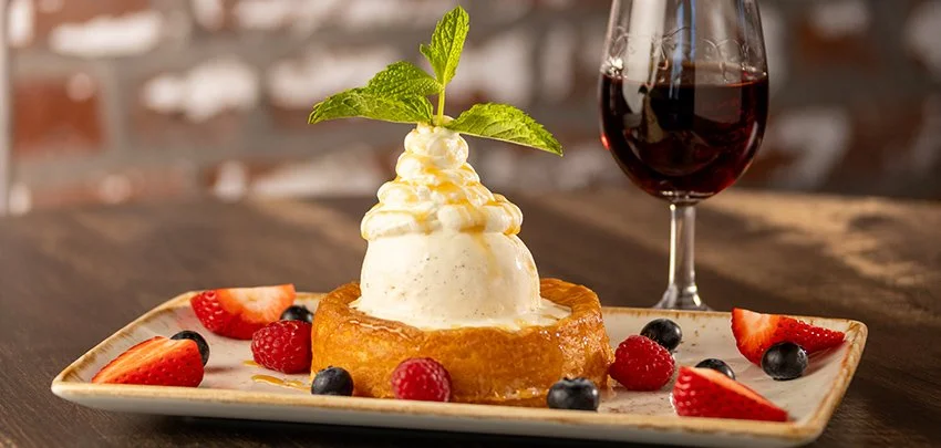 bistro_oakdale_menu_850x405_butter-cake.jpg