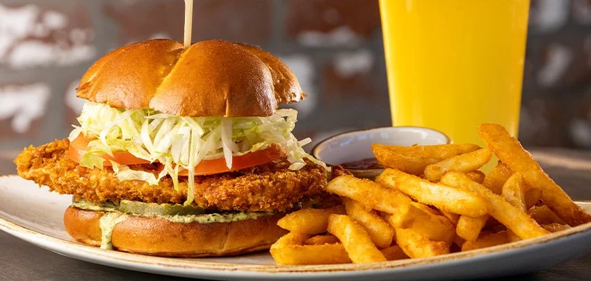 bistro_oakdale_menu_850x405_spicy-chicken-sandwich.jpg
