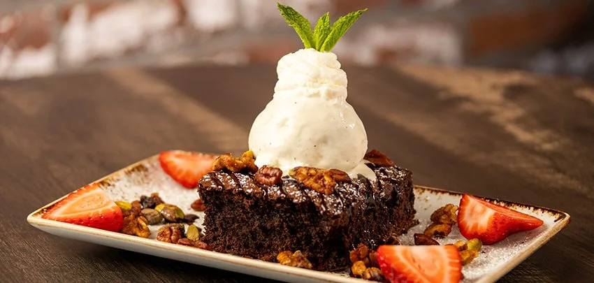 bistro_oakdale_menu_850x405_brownie.jpg