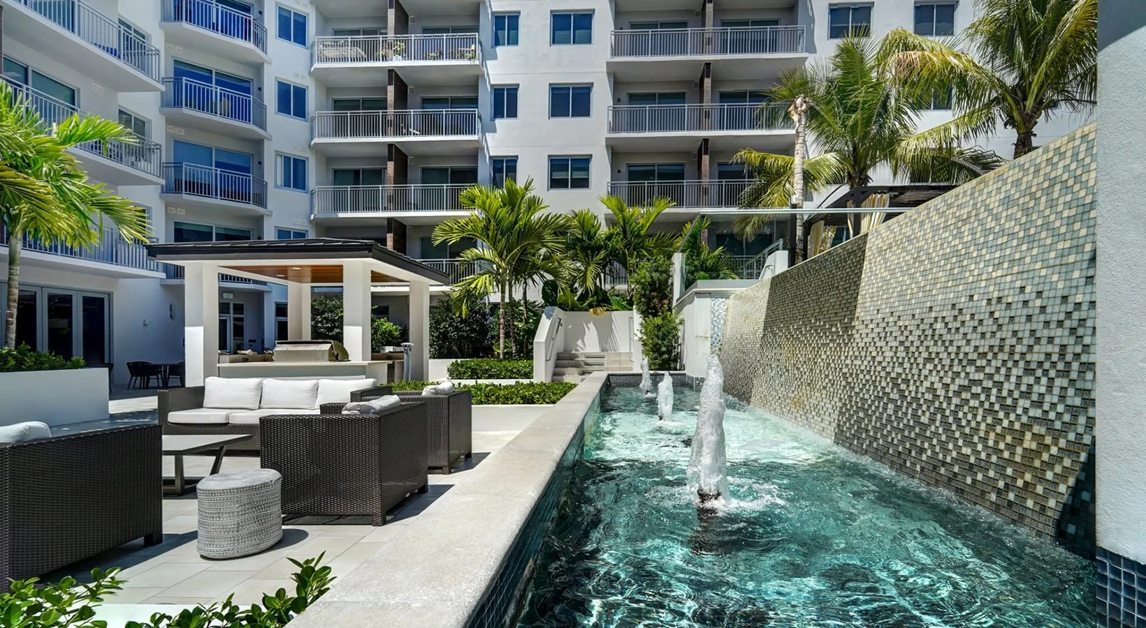 Oversea Apartments, West Palm Beach, FL