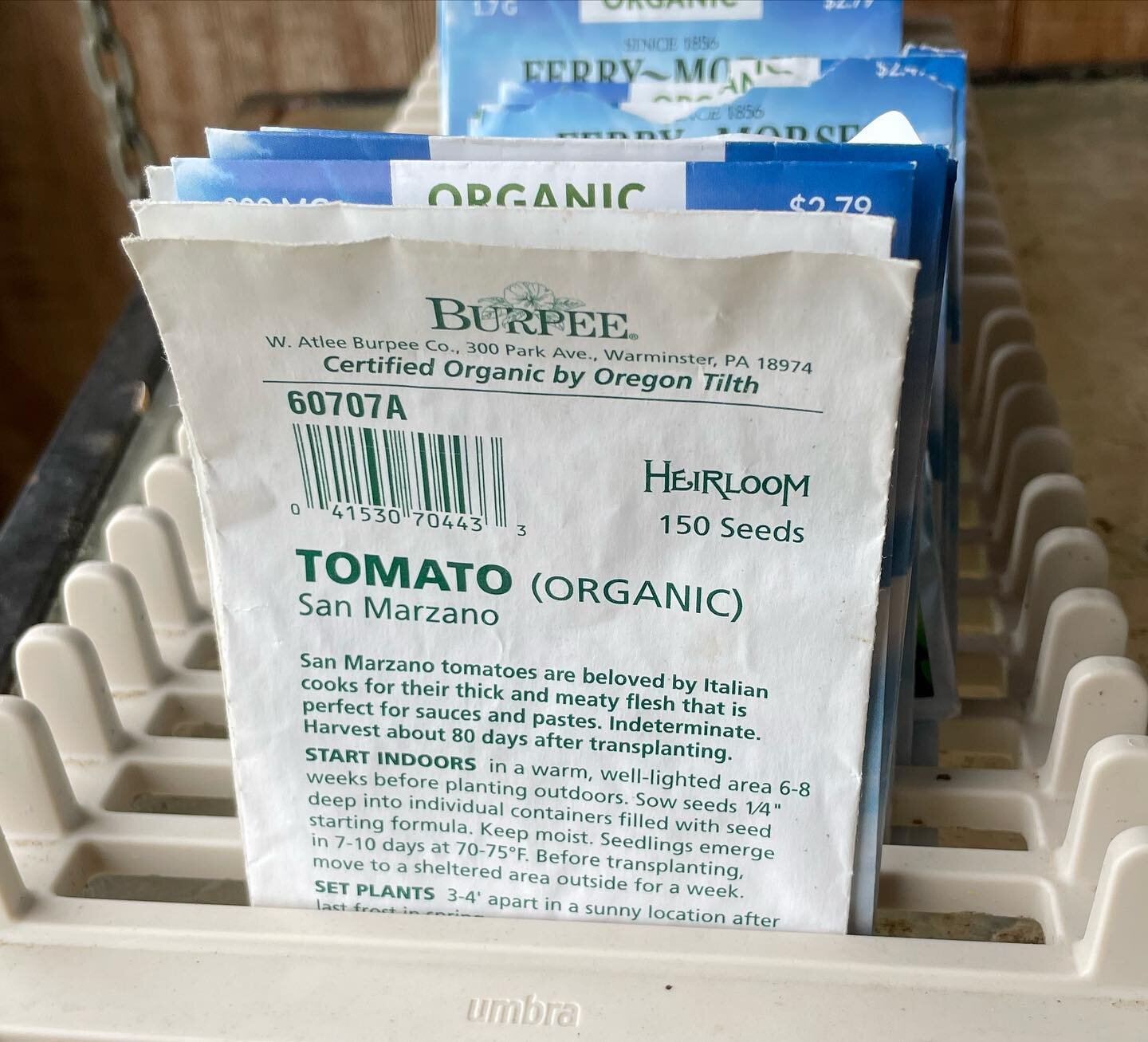 Planting time! Going in today - tomatoes, summer squash, zucchini, Bibb lettuce, arugula, radish, carrots, cabbage, and spinach. What else should we plant? 

#thefarmtx #thefarmatbaldhill #organic #vegetablegarden #eatseasonally #eatfresh #eatlocal #