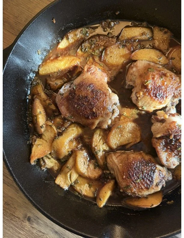 One Pan Balsamic Peach Chicken Thighs