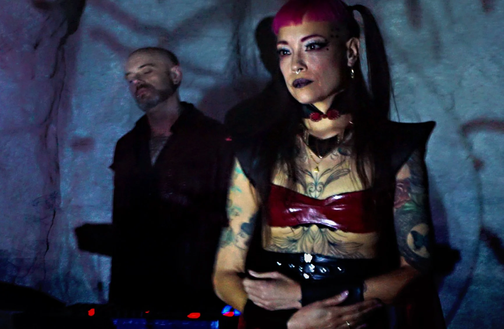 abraxas-photo1.jpg