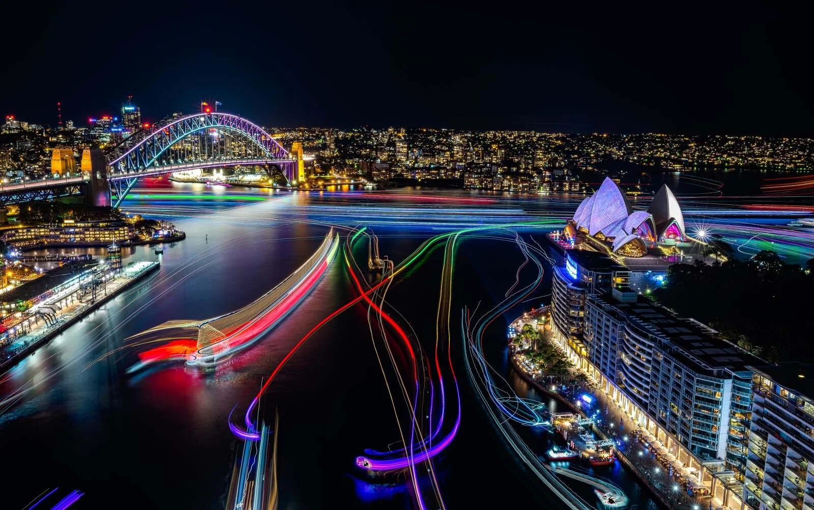 Vivid-Sydney-2016_Sydney-Harbour_CREDIT-Destination-NSW_KM-5698-_1600_c.jpeg