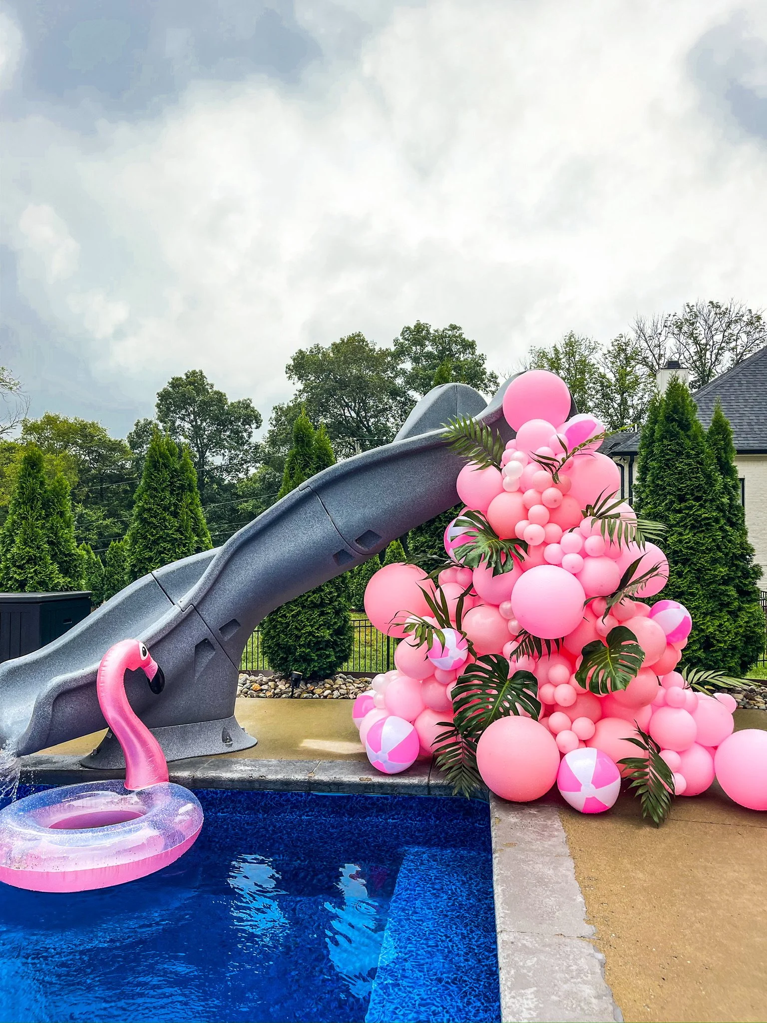 Slide, Balloons, Nashville Balloons, Mount Juliet Balloons 