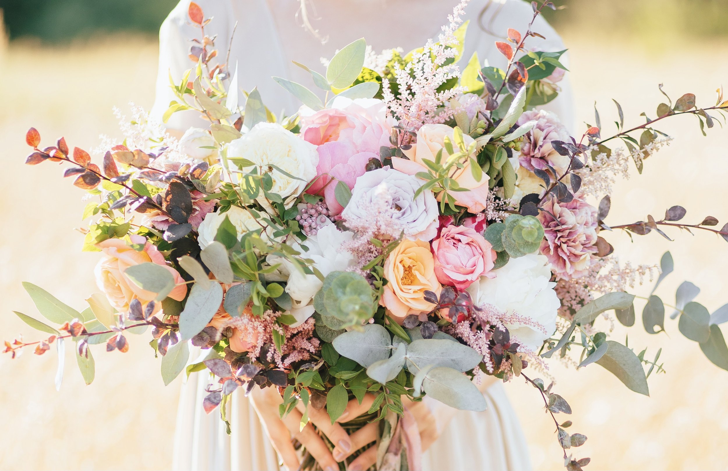 06E50416-74A0-4E51-81F8-8894A18900ADNiche & Nook Flowers Wedding 1 .jpeg