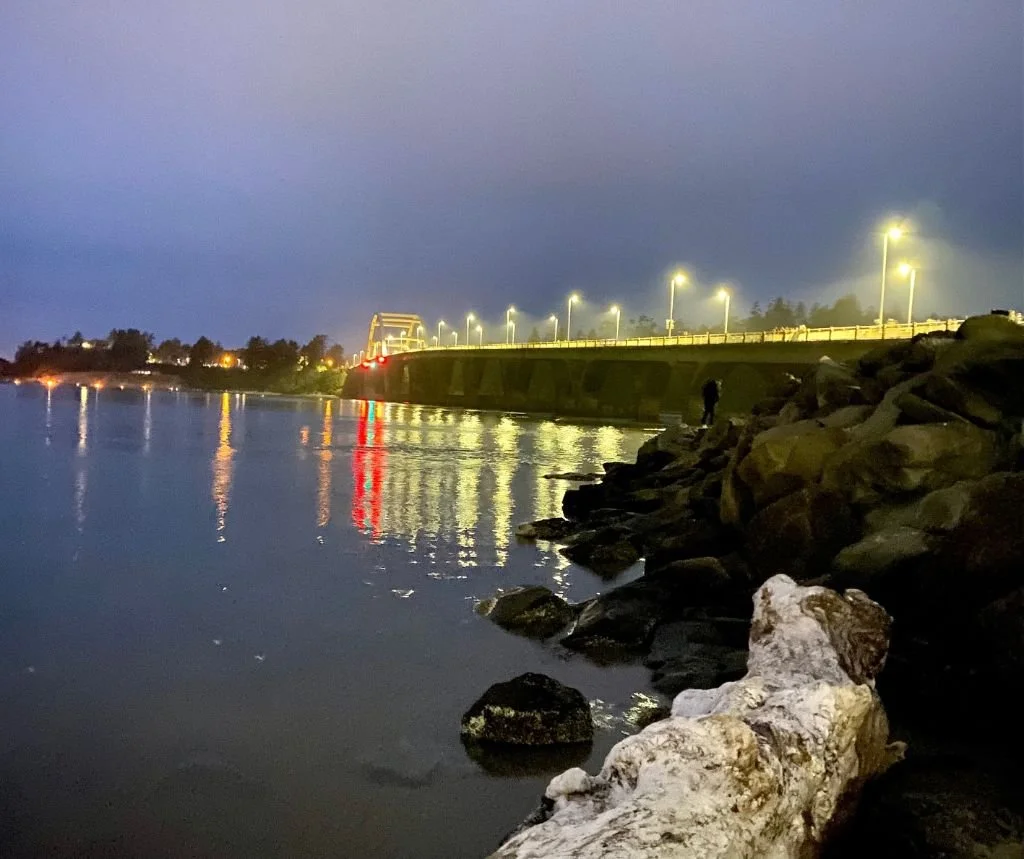 Waldport keeps Grinch at bay