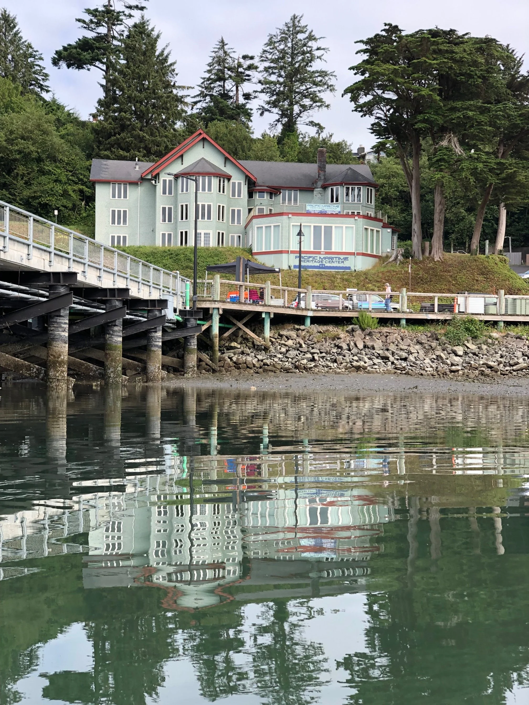 Mari-time for holiday shopping