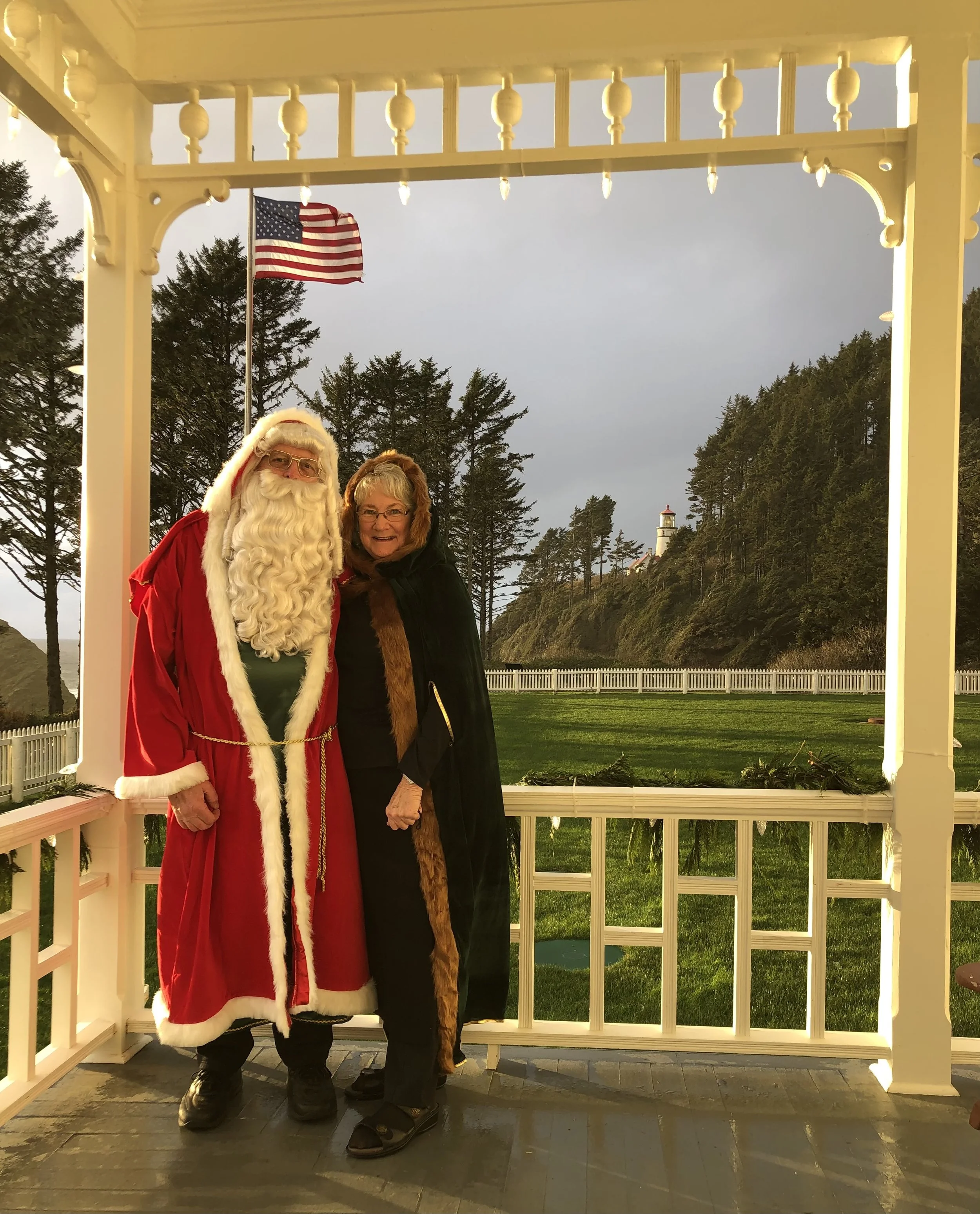 2022 Christmas picture.jpg